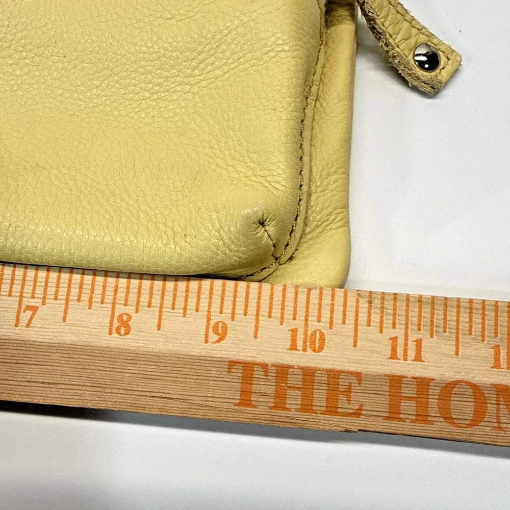 Fossil Sutter Leather Crossbody Bag Shoulder Purse‎ Messenger Pale Yellow Y2K
